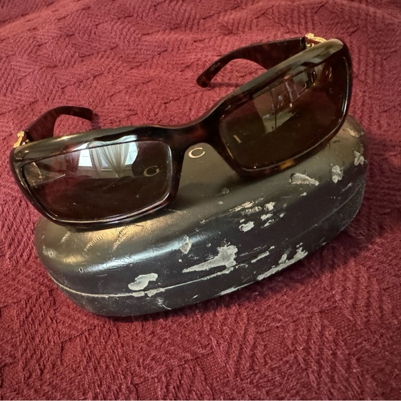 Gucci Sunglasses - Picture 1 of 7